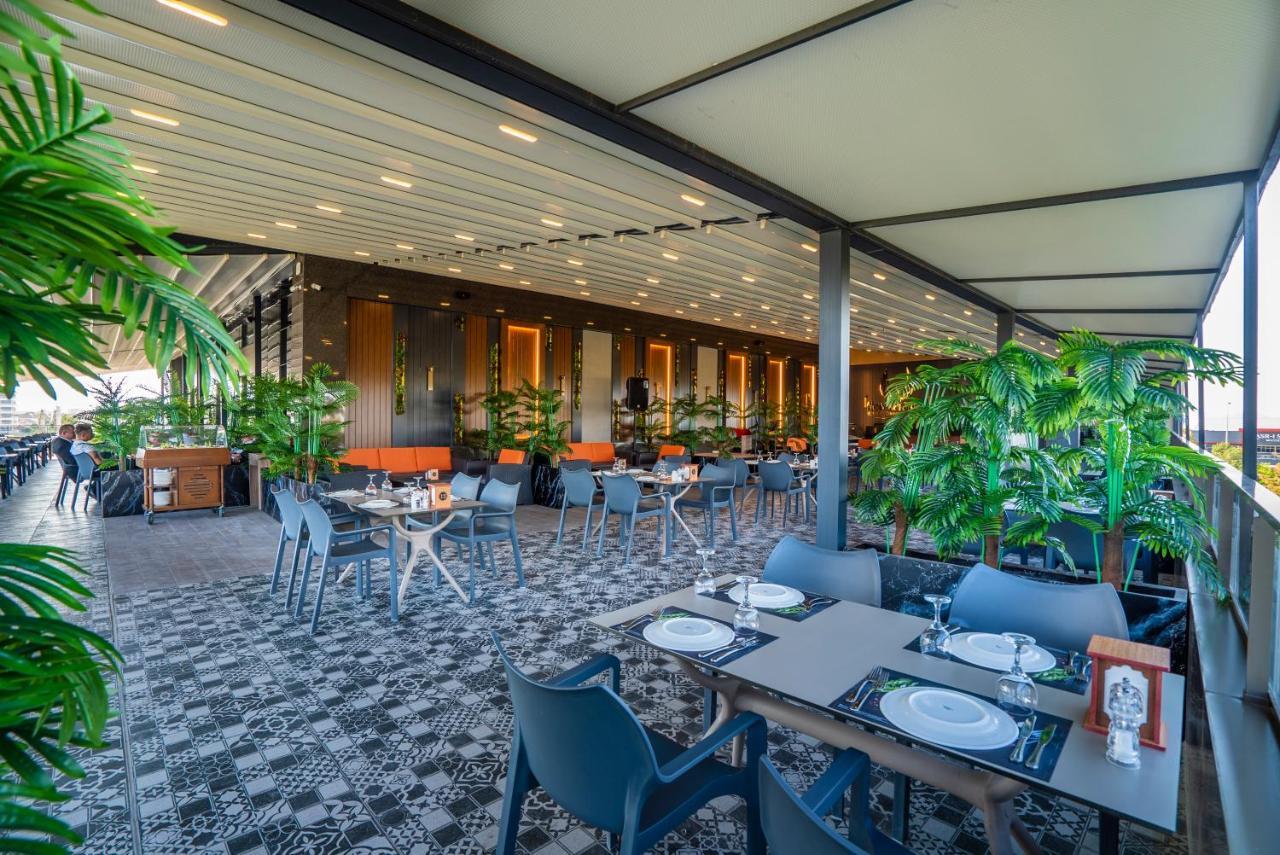 New Karaman Hotel Exterior photo